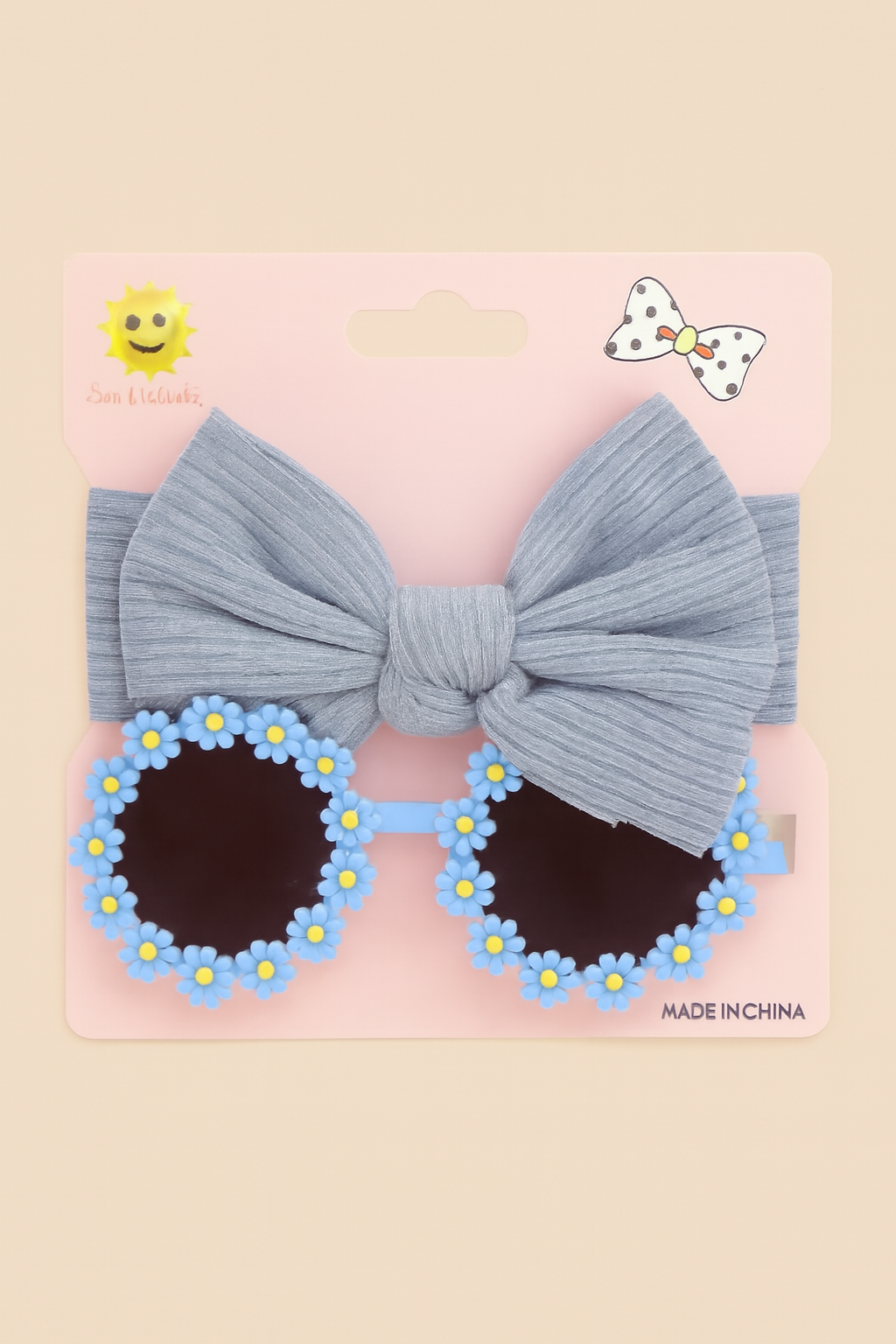 نظارة اطفال مع ببيونه